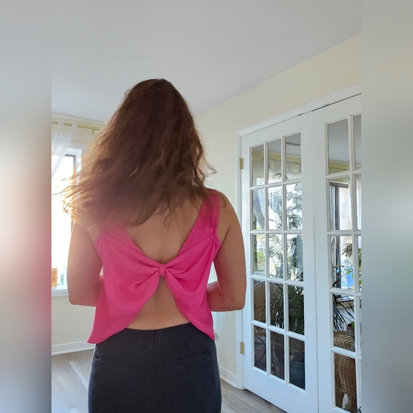 Pink top - Picture 4 of 4